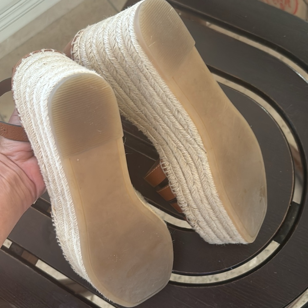 TB platforms - Picture 8 of 12